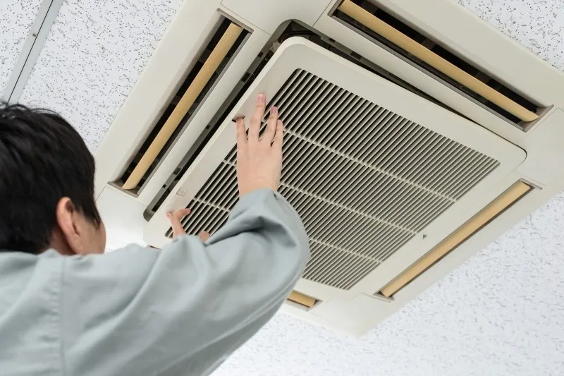 サービススタッフ